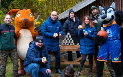 Landesforst MV, H2APEX und Seawolves übernehmen Verantwortung für Bienen und Wald