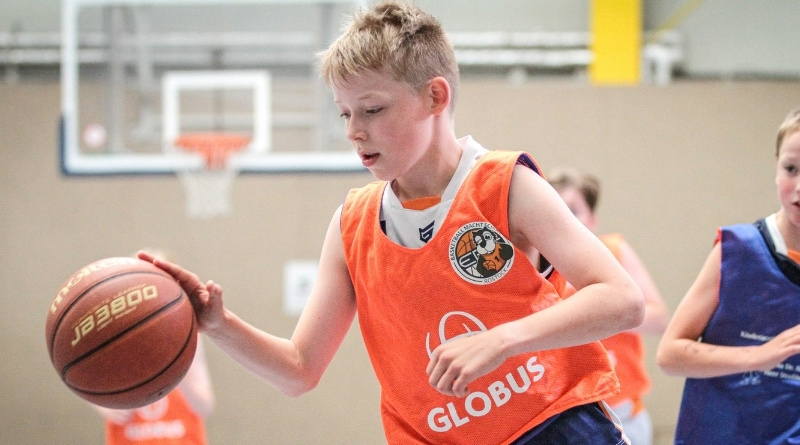 Adventsturnier für die 1. & 2. Klassen vom Projekt „Basketball macht Schule“