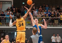 Frauen verlieren Spitzenspiel, ProB verliert, Siege für JBBL und NBBL