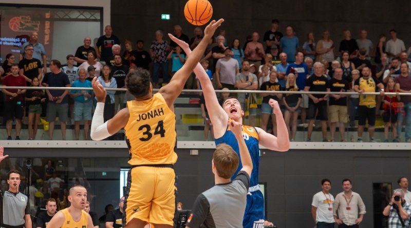 Frauen verlieren Spitzenspiel, ProB verliert, Siege für JBBL und NBBL