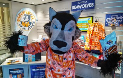 Exklusive Christmas Hoodie Sonderaktion mit Wolfi