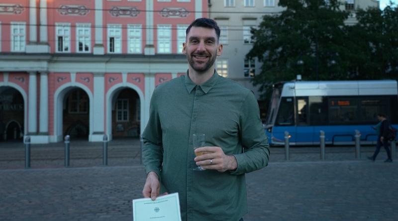 Owen Klassen erhält deutschen Pass Owen Klassen erhält deutschen Pass