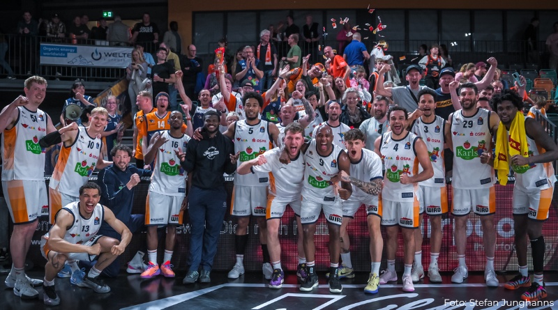 Play-In-Chance lebt nach Schwartz-Gala gegen Vechta Play-In-Chance lebt nach Schwartz-Gala gegen Vechta