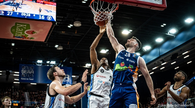 SEAWOLVES überpowern Towers und erreichen Play-Ins SEAWOLVES überpowern Towers und erreichen Play-Ins