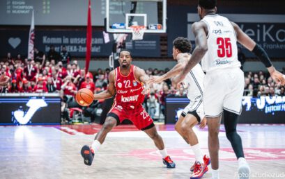 Johnathan Stove unterschreibt in Rostock